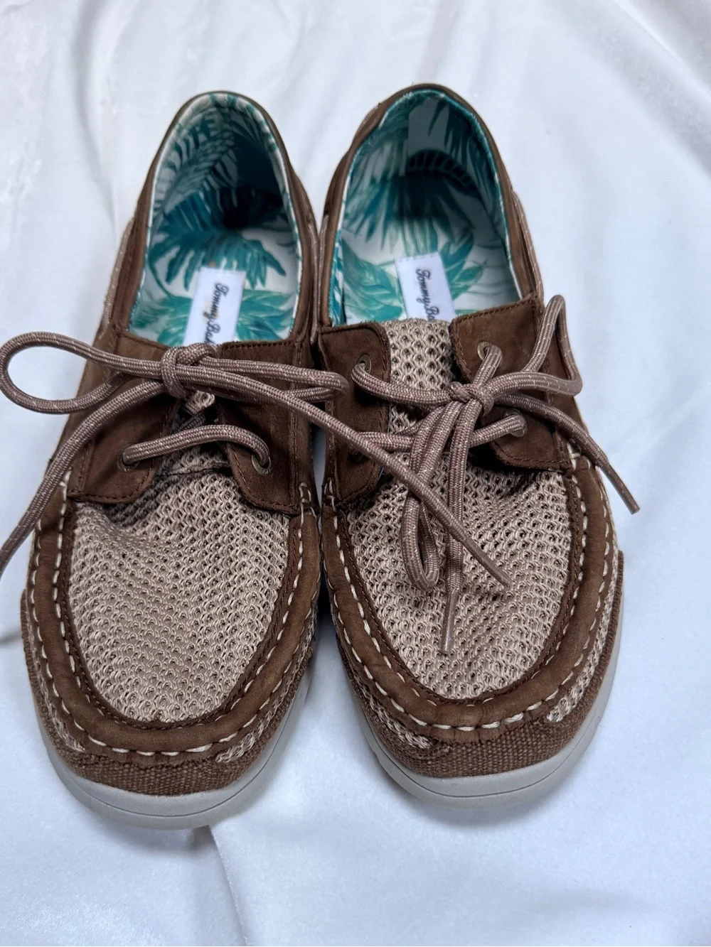 Tommy Bahama Men's Taupe and Brown Mesh Lace-Up Boat Shoes